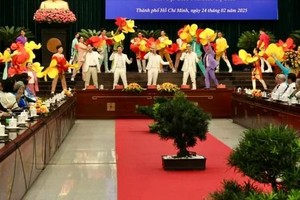 HCMC not receive congratulatory flowers for upcoming Party Congresses