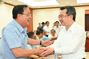 HCMC seeks contributions from retired leaders on draft political report