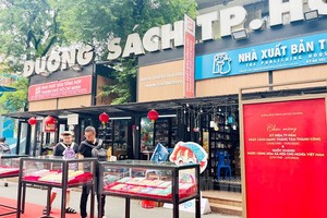 Ho Chi Minh City Book Street hosts exhibition to mark Vietnam’s National Day