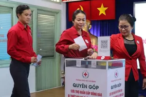 HCMC Red Cross launches emergency relief, supporting flood, storm victims