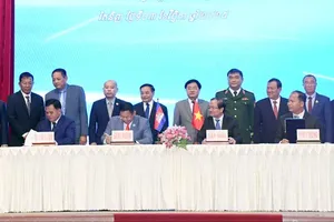 Tay Ninh Province strengthens trade cooperation with Cambodian border provinces