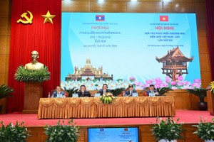 VN, Laos vow to boost trade to new heights