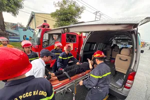 Diễn tập phương án chữa cháy và CNCH tại KCN Sóng Thần 2