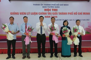 Khai mạc hội thi giảng viên lý luận chính trị giỏi TPHCM năm 2022