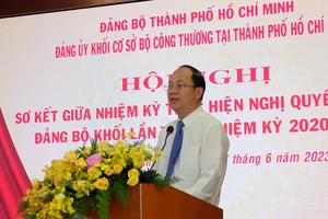 Tập trung tháo gỡ khó khăn cho doanh nghiệp 