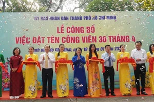 Công viên trước Hội trường Thống Nhất chính thức mang tên Công viên 30 tháng 4