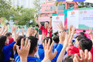 TPHCM: Hơn 100.000 chiến sĩ tình nguyện tham gia Chiến dịch Kỳ nghỉ hồng và Hành quân xanh năm 2025
