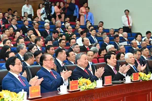 Long trọng khai mạc Đại hội đại biểu Đảng bộ TPHCM lần thứ I