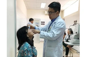 Phẫu thuật miễn giảm viện phí các bệnh lý về mắt cho đối tượng chính sách và bệnh nhân nghèo