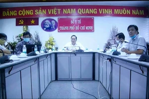 Lãnh đạo Sở Y tế TPHCM họp trực tuyến với lãnh đạo Bộ Y tế vào chiều 30-11, sau ca lây nhiễm từ người cách ly