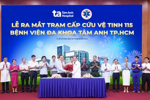 Toàn cảnh lễ ký kết công bố