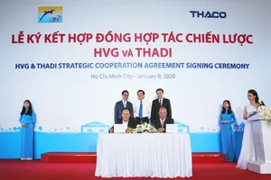 “Vua” ô tô kết hợp với “vua” cá tra để nuôi heo