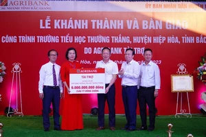 Agribank bàn giao công trình Trường Tiểu học Thường Thắng, huyện Hiệp Hòa, tỉnh Bắc Giang