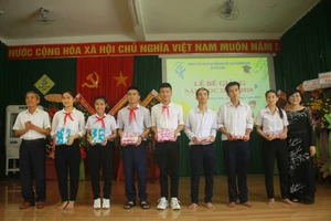 Nhiều học sinh Trung tâm Võ Hồng Sơn hòa nhập cộng đồng