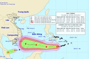 Bão Tembin giật cấp 14 khi áp sát quần đảo Trường Sa ngày 24-12 