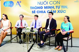 Hội thảo về “Nuôi con thông minh, tự tin và sẻ chia cảm xúc”