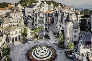 Mercure Danang French Village Bana Hills được vinh danh trong Top khách sạn 4 sao hàng đầu Việt Nam