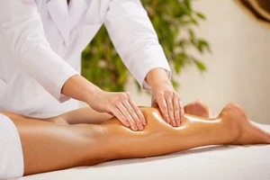 Cấm đưa lao động Việt Nam ra nước ngoài làm nghề massage