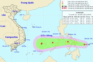 Dự báo về đường đi của áp thấp nhiệt đới có thể mạnh lên thành bão. Ảnh: TTDBKTTVQG