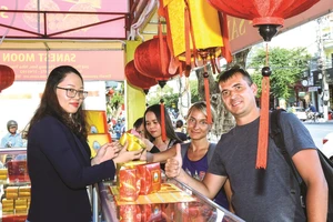  Sanest Moon Cake - hương vị của Tết Đoàn viên