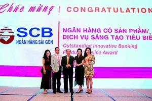 SCB lần thứ 3 liên tiếp nhận giải thưởng “Ngân hàng có sản phẩm dịch vụ sáng tạo tiêu biểu” của IDG