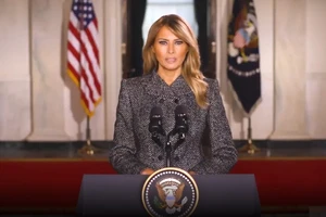 Đệ nhất phu nhân Mỹ Melania Trump đưa ra thông điệp video chia tay Nhà Trắng, trong clip dài 6 phút, ngày 18-1. Ảnh cắt từ clip