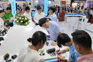 Công nghệ, thiết bị điện và sản phẩm tiết kiệm điện, năng lượng xanh mới nhất được triển lãm tại TPHCM