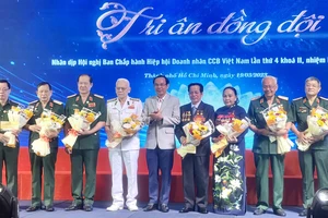 Hiệp hội Doanh nhân Cựu chiến binh Việt Nam "tri ân đồng đội"