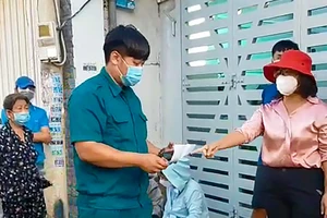 Vụ clip cự cãi giữa 2 tổ phòng chống dịch: Bí thư phường 4 và một công an viên TP Vũng Tàu làm bản kiểm điểm