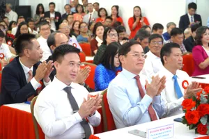 Lãnh đạo Thành ủy, HĐND TPHCM và Tỉnh ủy Bà Rịa - Vũng Tàu trước đây dự lễ kỷ niệm 20 năm thành lập Bệnh viện Mắt Bà Rịa – Vũng Tàu
