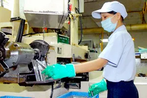 Sản xuất thiết bị cơ khí ô tô tại Công ty MTEX (Nhật Bản) trong KCX Tân Thuận.
