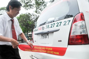 Dịch vụ taxi: Thích ứng, đổi mới để tồn tại và phát triển