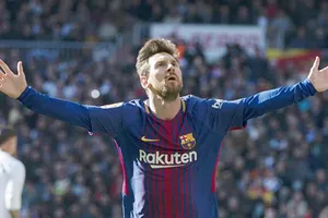 Lionel Messi tiếp tục khẳng định vị thế “ông vua” của Siêu kinh điển