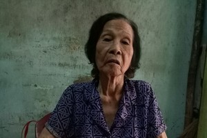 盧阿金老太婆長期營養不良，身體也變差。