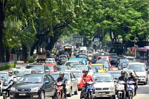 大馬科倫坡街頭的交通景象。（圖源：互聯網）