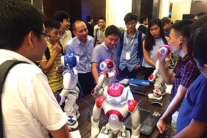 機器人未來將普遍應用於越南教學和學習活動中。（圖源：互聯網）