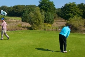 格尼茨基高爾夫球場一角。