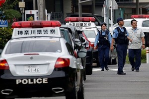 圖為警方快速出警趕往現場。（圖源：互聯網）