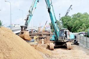 二天堂1橋工程正在施工。