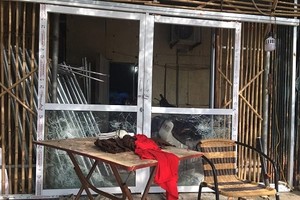 勇哥私宅遭歹徒破壞的現場。（資料圖來源：Vnexpress）