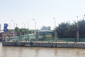 圖為雅皮縣富春內河碼頭。（圖源：互聯網）