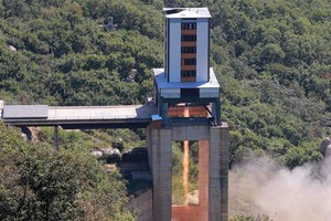 朝鮮又進行了旨在開發洲際彈道導彈(ICBM)的火箭發動機試驗。（圖源：路透社）