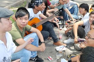 會面交流是“快速世界裡慢活”的心得。(圖源：越勇)