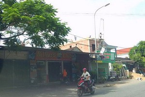 圖為事發現場。（圖源：Đ.H）