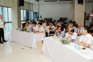 海洋海島專家在集訓班上就東海問題答記者問。（圖源：獨立）