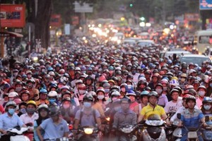 河內市人委會主席阮德鍾表示，河內市力爭至2030年的提案只限制個人交通工具，而不是全面禁止。（示意圖源：互聯網）