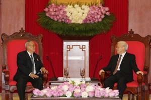 阮富仲總書記接見柬埔寨人民黨中央常務委員奈北納。