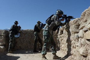 美國25年來為幫助阿富汗軍隊花費760億美元。 （圖源：AFP）