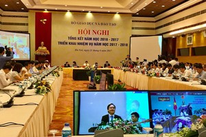 圖為教育與培訓部於昨(21)日召開的2016-2017學年工作總結會議一隅。（圖源：紅杏）