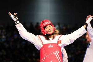 何氏元奪得跆拳道62公斤級金牌。